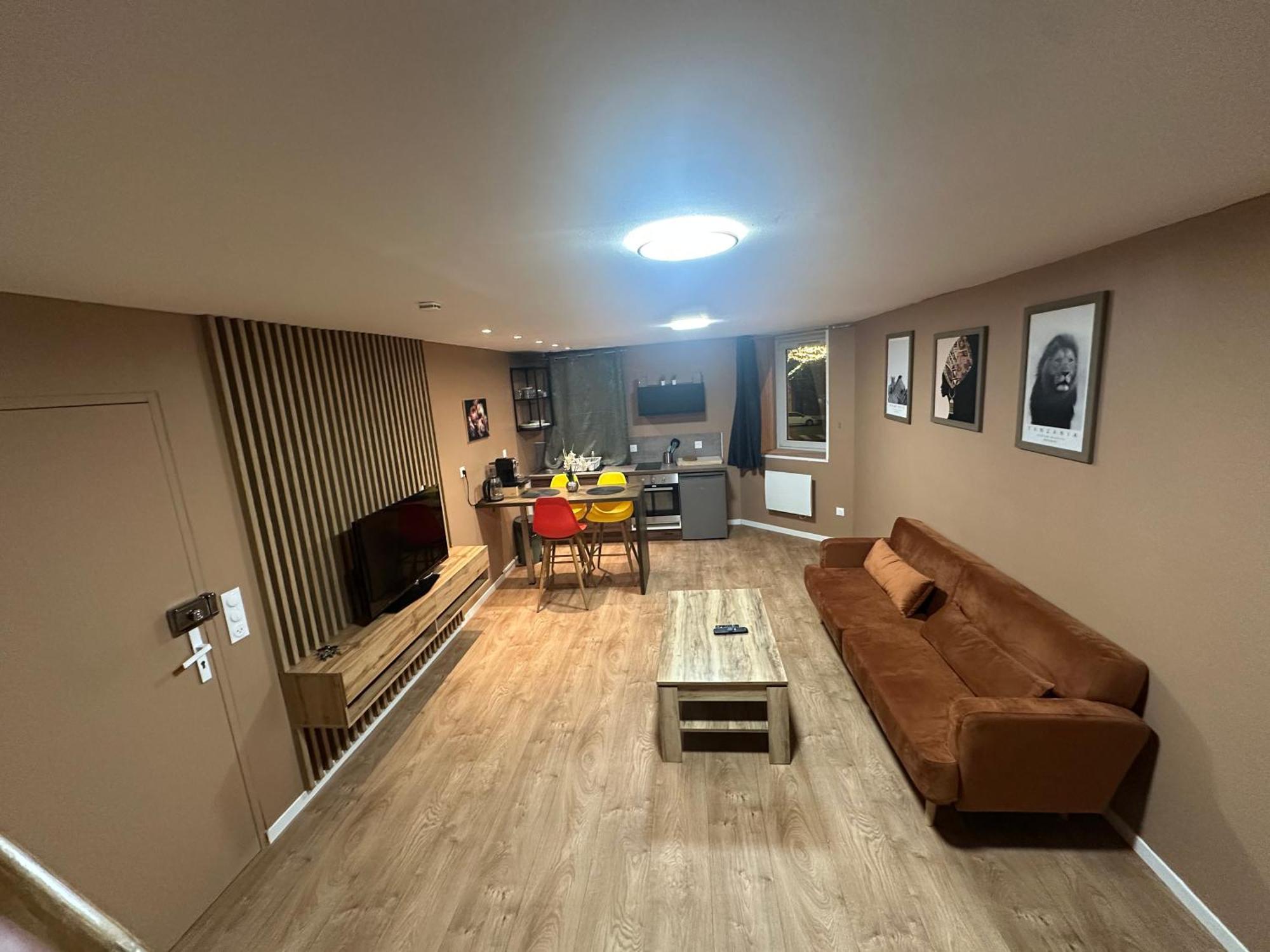 Easyhome Dunkerque ダンケルク エクステリア 写真